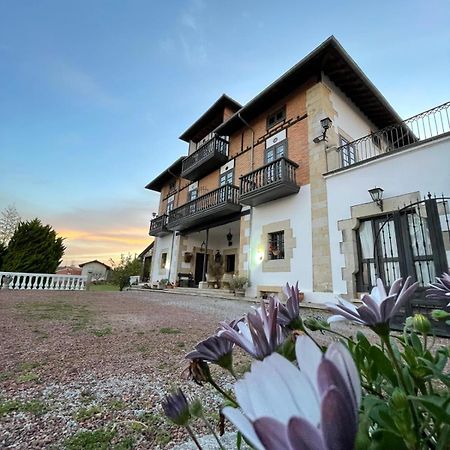 Hotel Palacio La Casona De Cerrazo Eksteriør billede