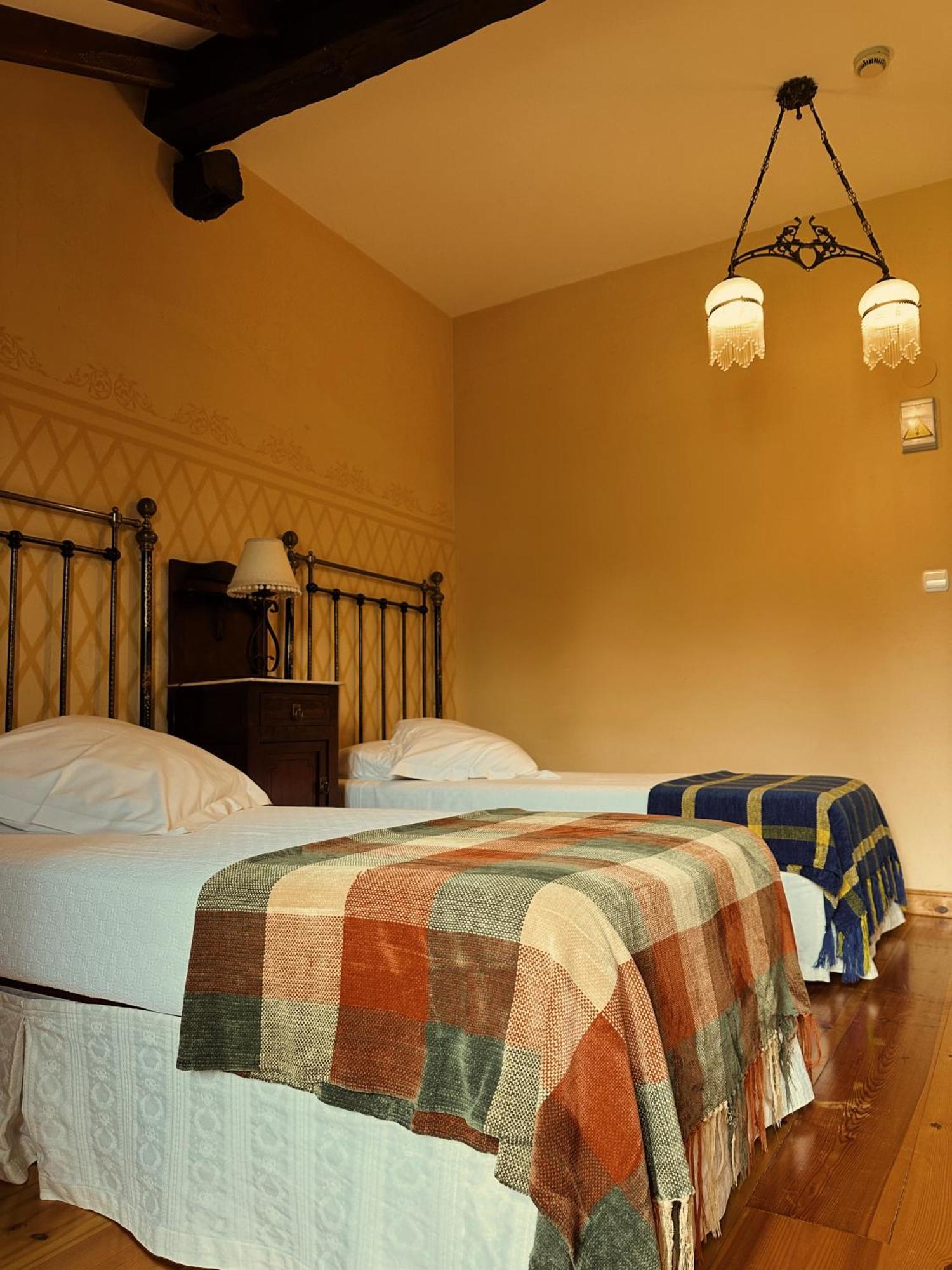 Hotel Palacio La Casona De Cerrazo Værelse billede