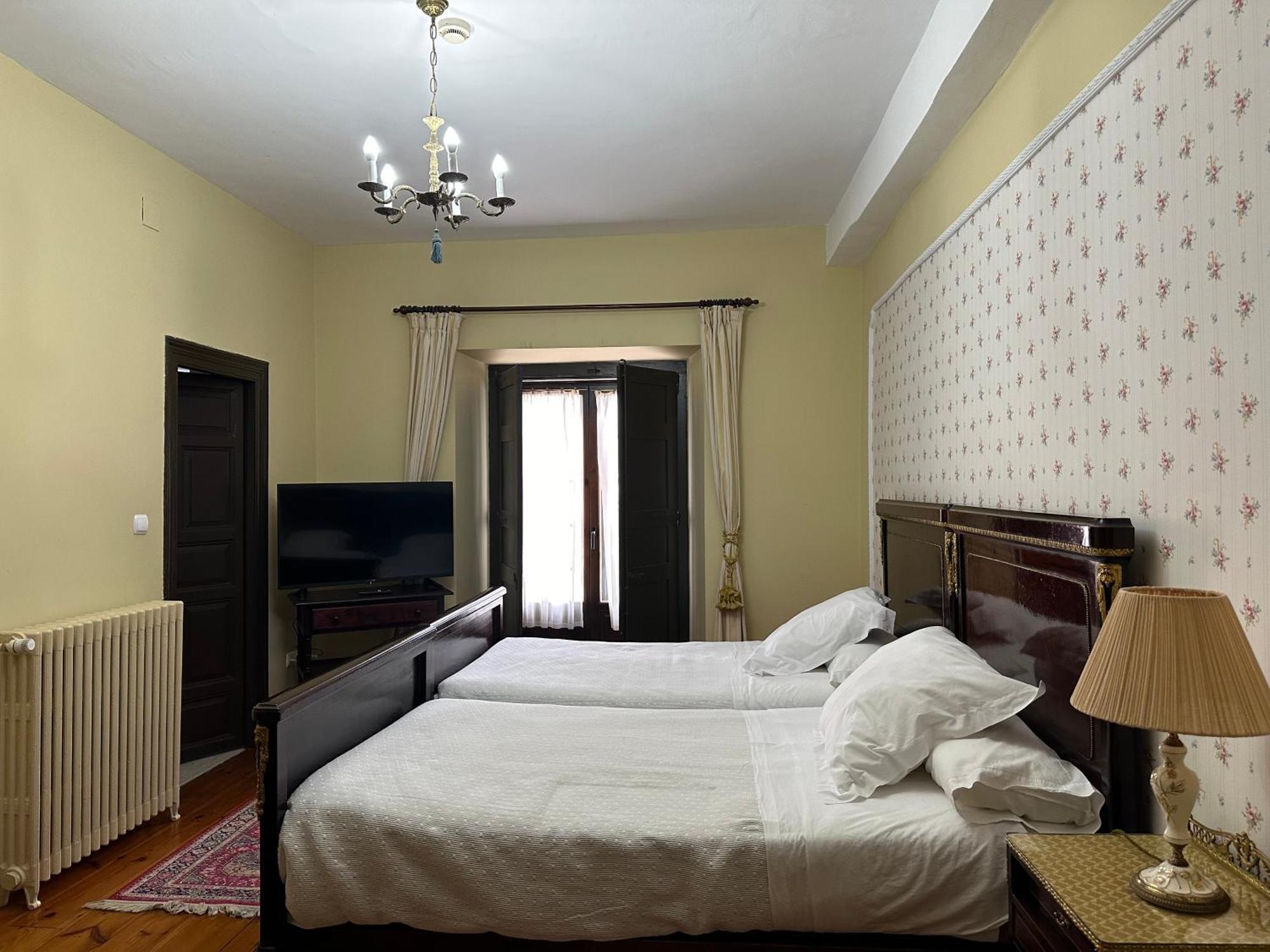 Hotel Palacio La Casona De Cerrazo Eksteriør billede