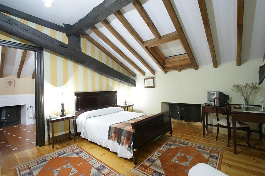Hotel Palacio La Casona De Cerrazo Eksteriør billede